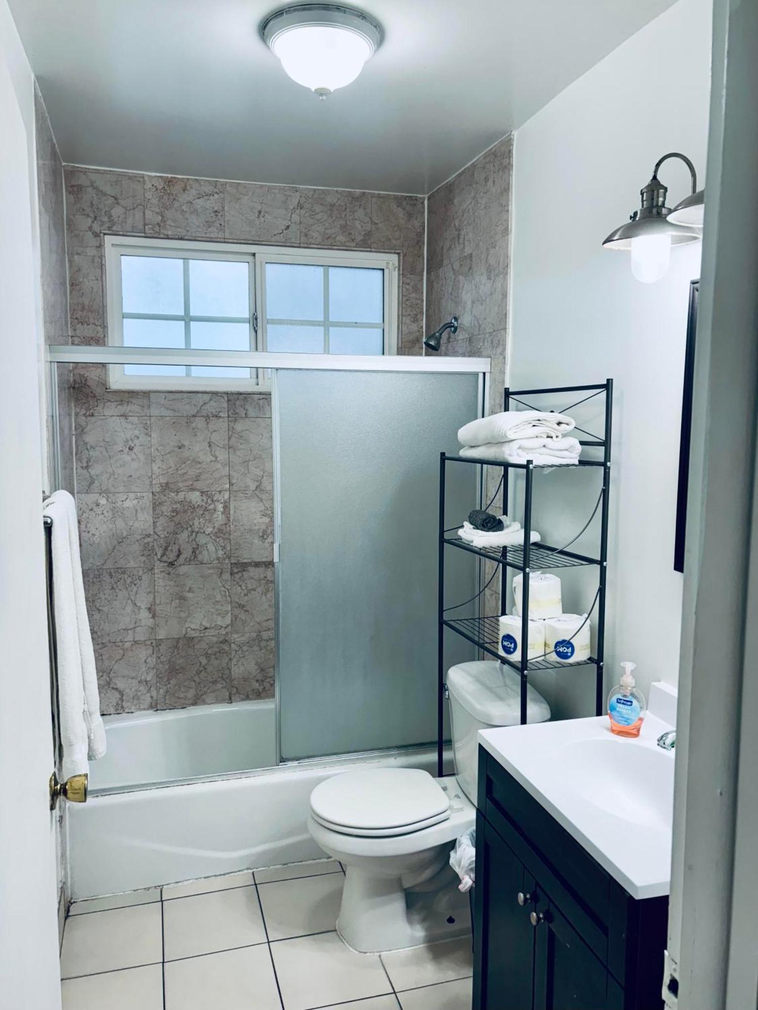 Modern, 1 Bed Condo, Downtown Century City Los Angeles Exterior foto